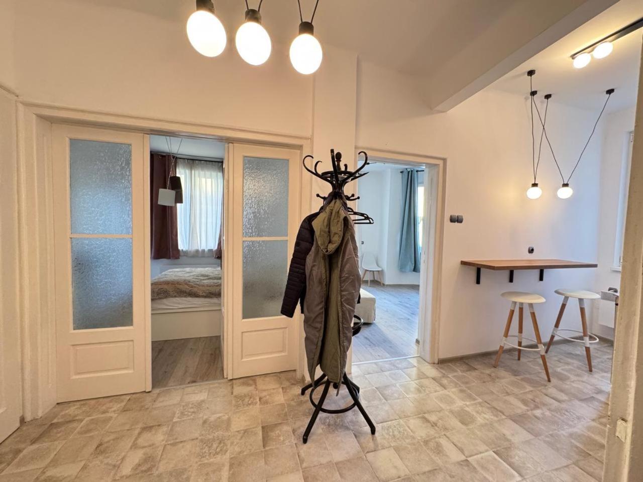 My Place In - Center - 2 Bedrooms - Self Check-in Apartament *