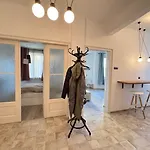 My Place In Sofia - Top Center - 2 Bedrooms - Self Check-In