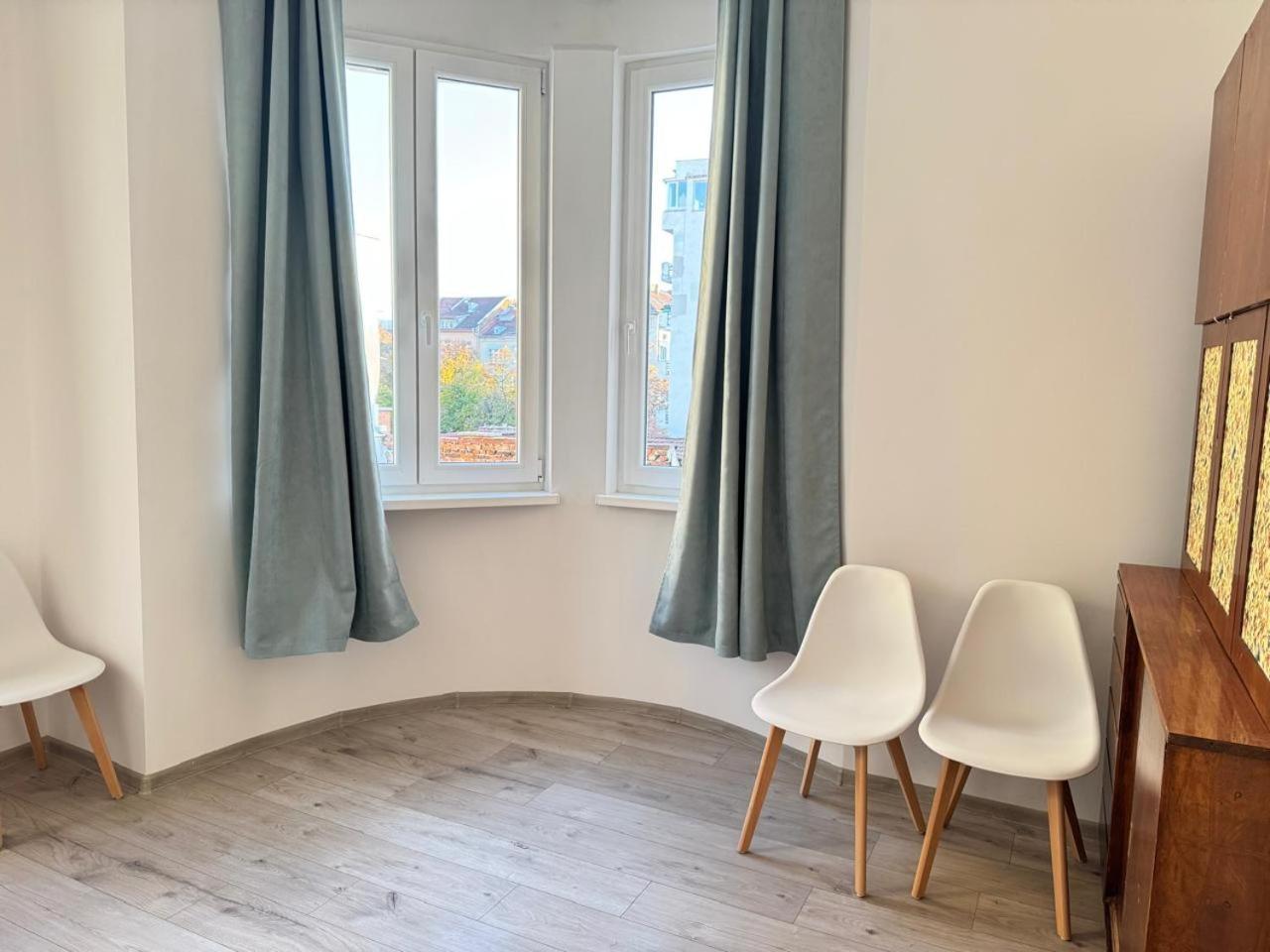 My Place In - Center - 2 Bedrooms - Self Check-in * Sofia